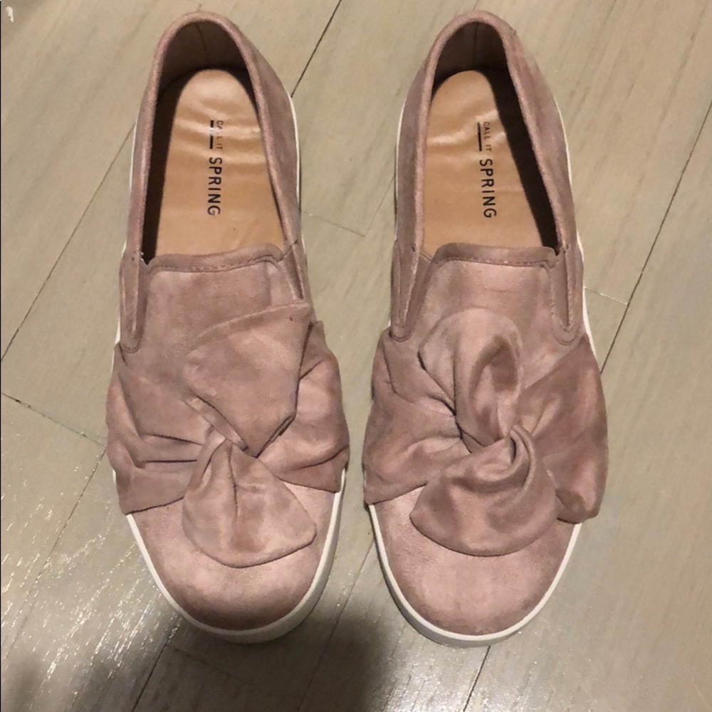 Pink suede espadrilles